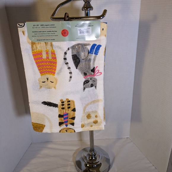 New Dancia jubilee flour sack dish towels set of 2 - Picture 3 of 6